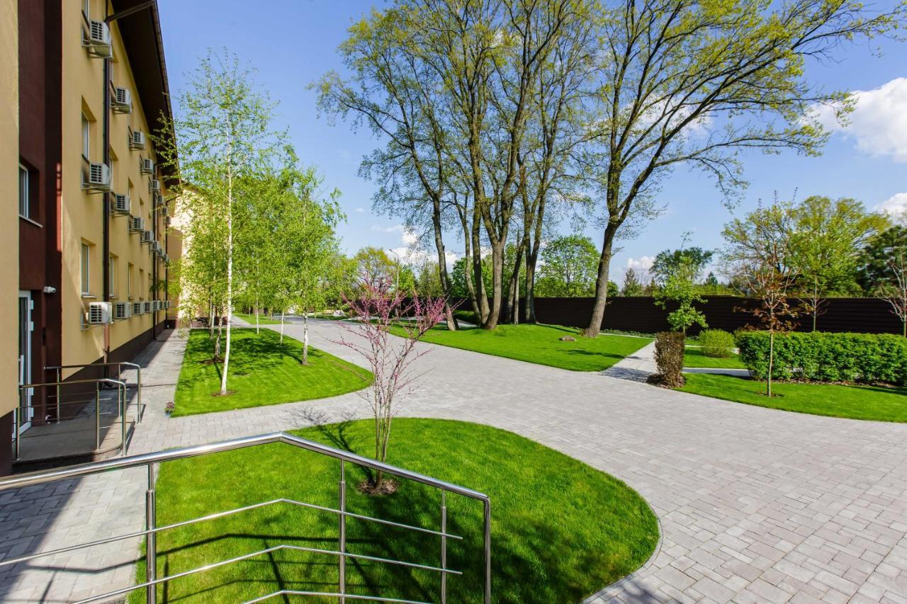 Gd Apartment Osokorky Kyiv Exterior photo